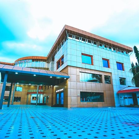 Hotel White City North Paravur Exterior photo