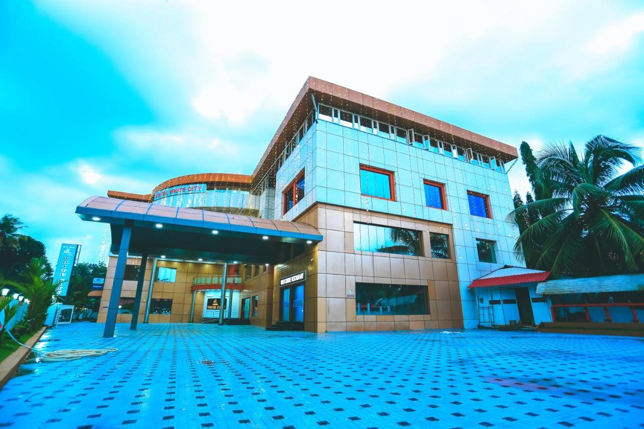 Hotel White City North Paravur Exterior photo